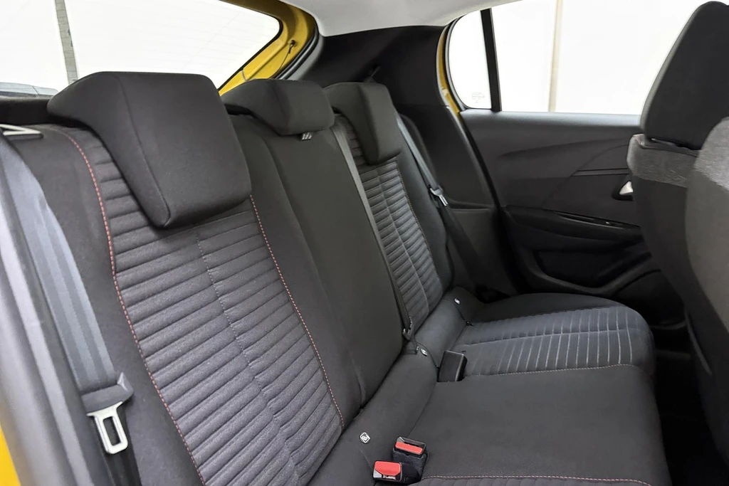 Peugeot 208 – foto 12