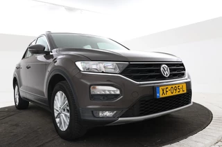 Volkswagen T-Roc – thumbnail 6