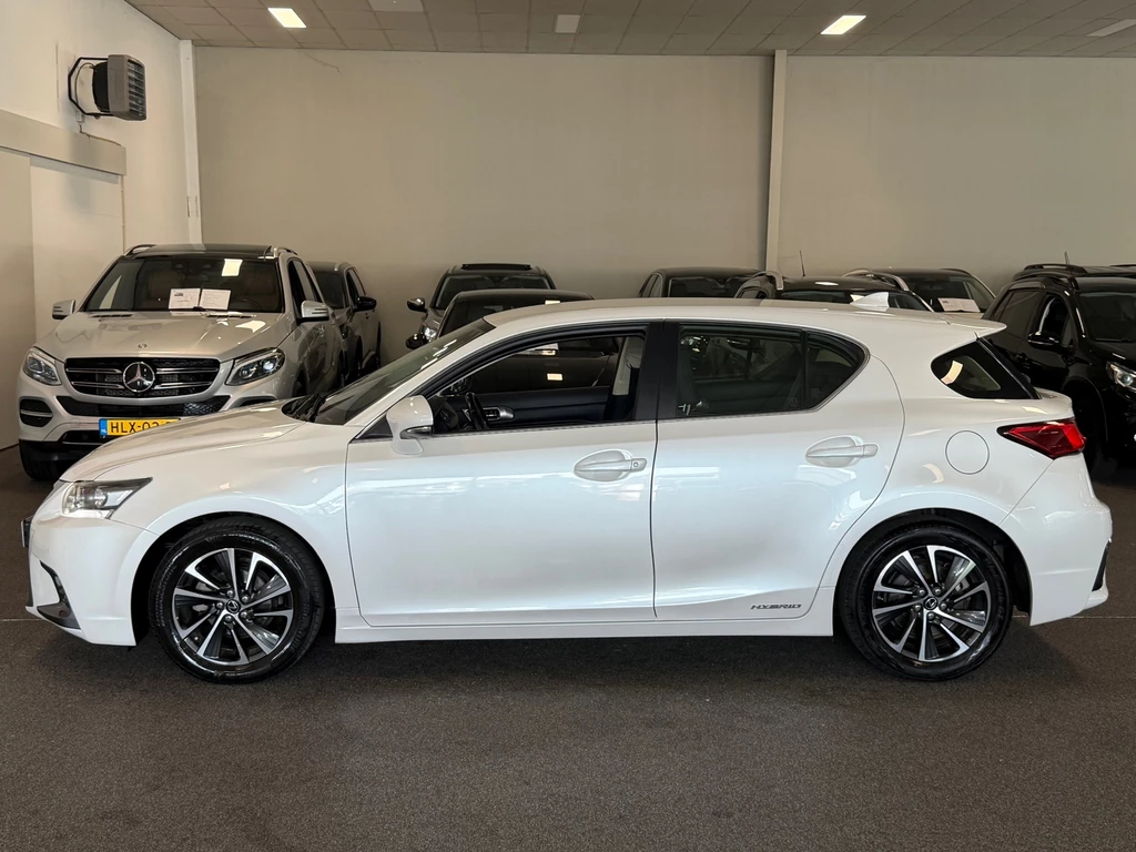 Lexus CT – foto 2