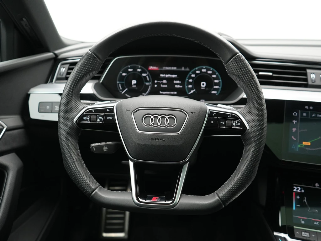 Audi Q8 Sportback e-tron – foto 27