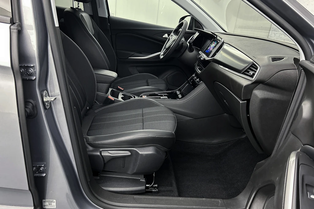 Opel Grandland – foto 32