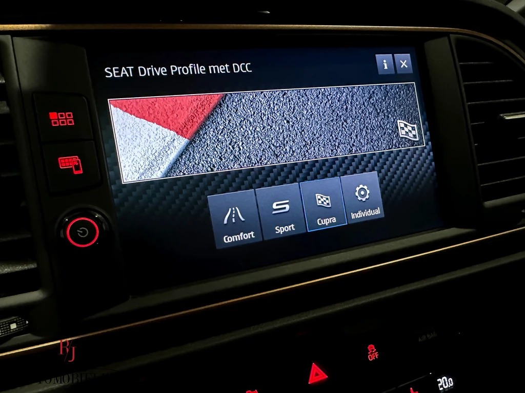 SEAT Leon – foto 36