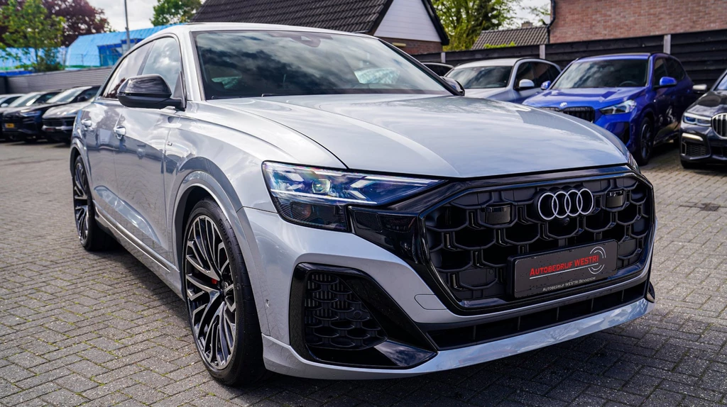 Audi Q8 – foto 10