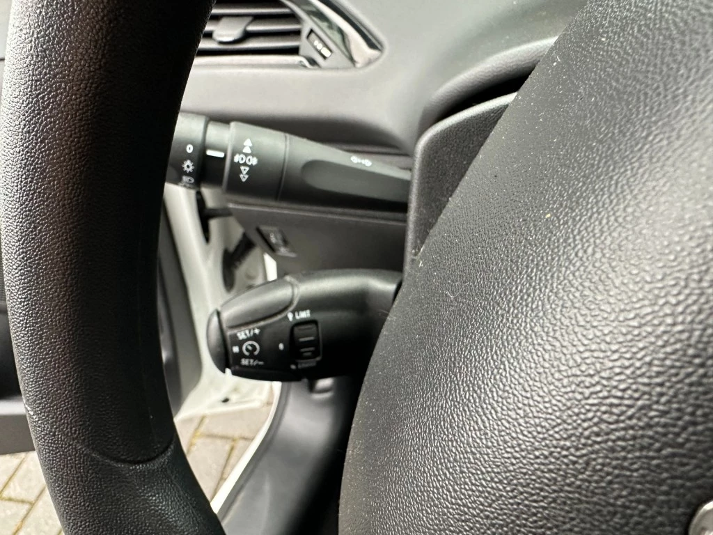 Peugeot 208 – foto 20