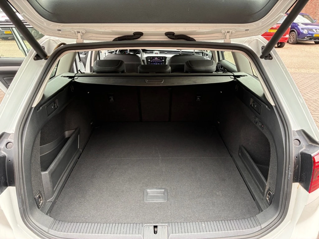 Volkswagen Passat – foto 12