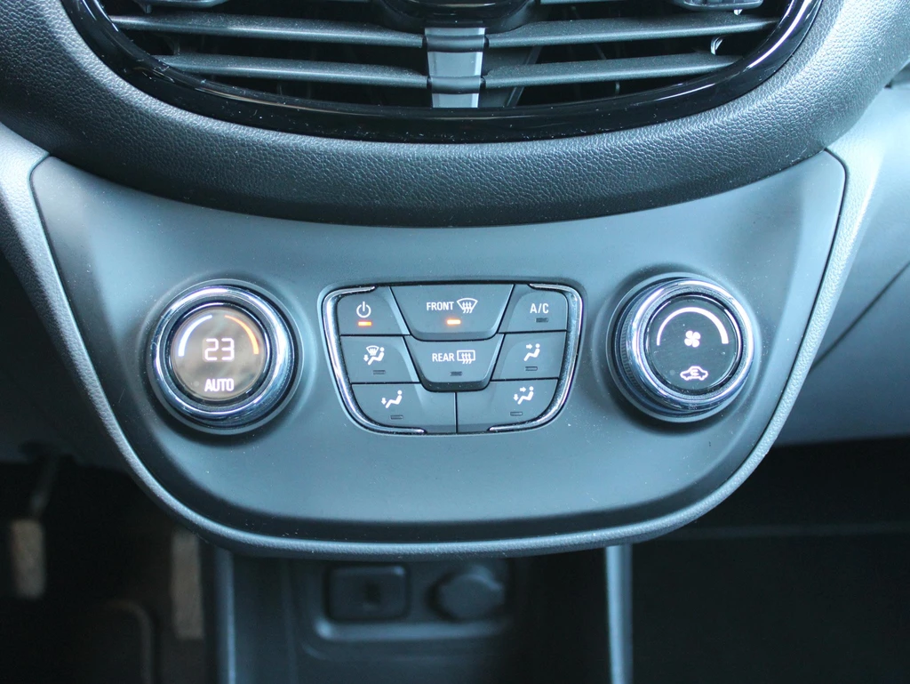 Opel KARL – foto 17