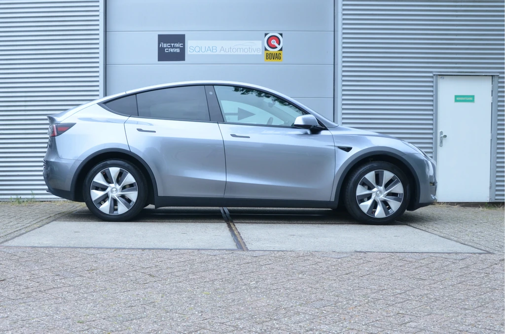 Tesla Model Y – foto 4
