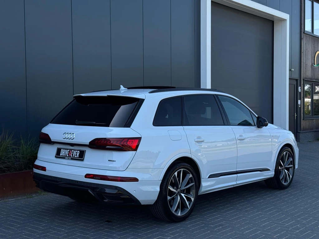 Audi Q7 – foto 12