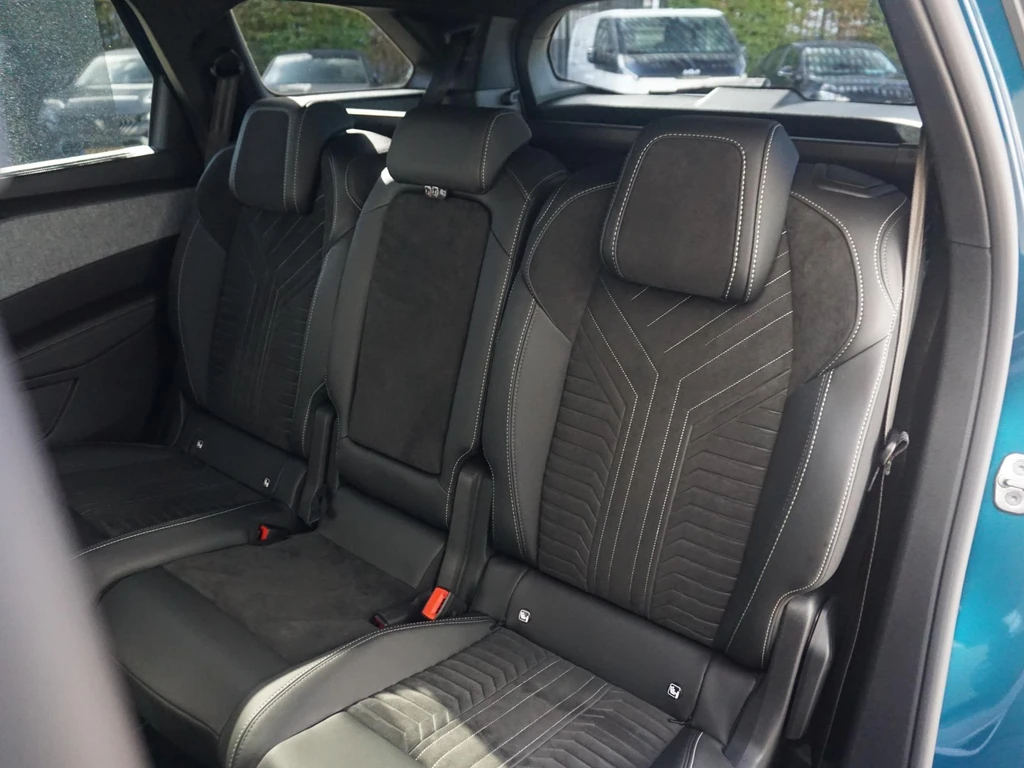 Peugeot e-5008 – foto 42