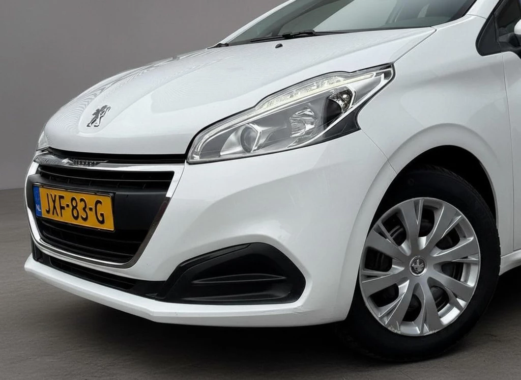 Peugeot 208 – foto 13