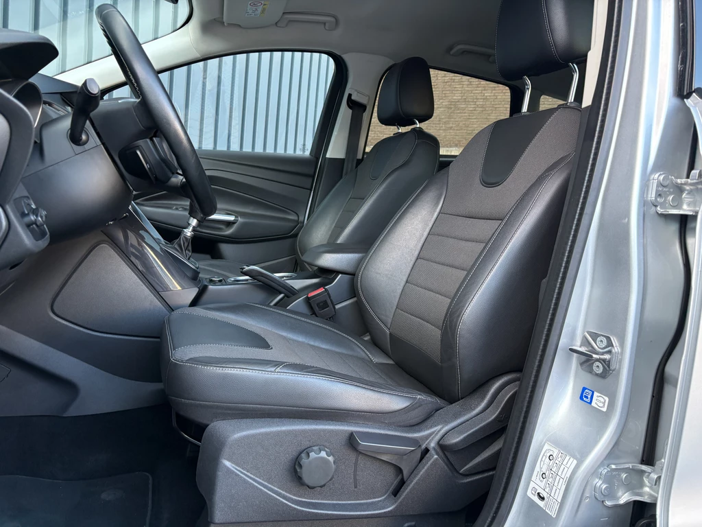 Ford Kuga – foto 18