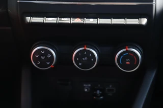 Renault Clio – thumbnail 11