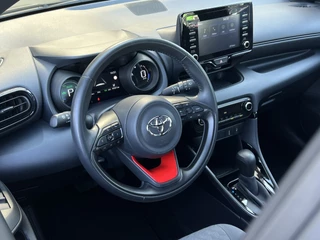 Toyota Yaris – thumbnail 8