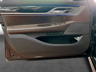 BMW 7 Serie – thumbnail 18