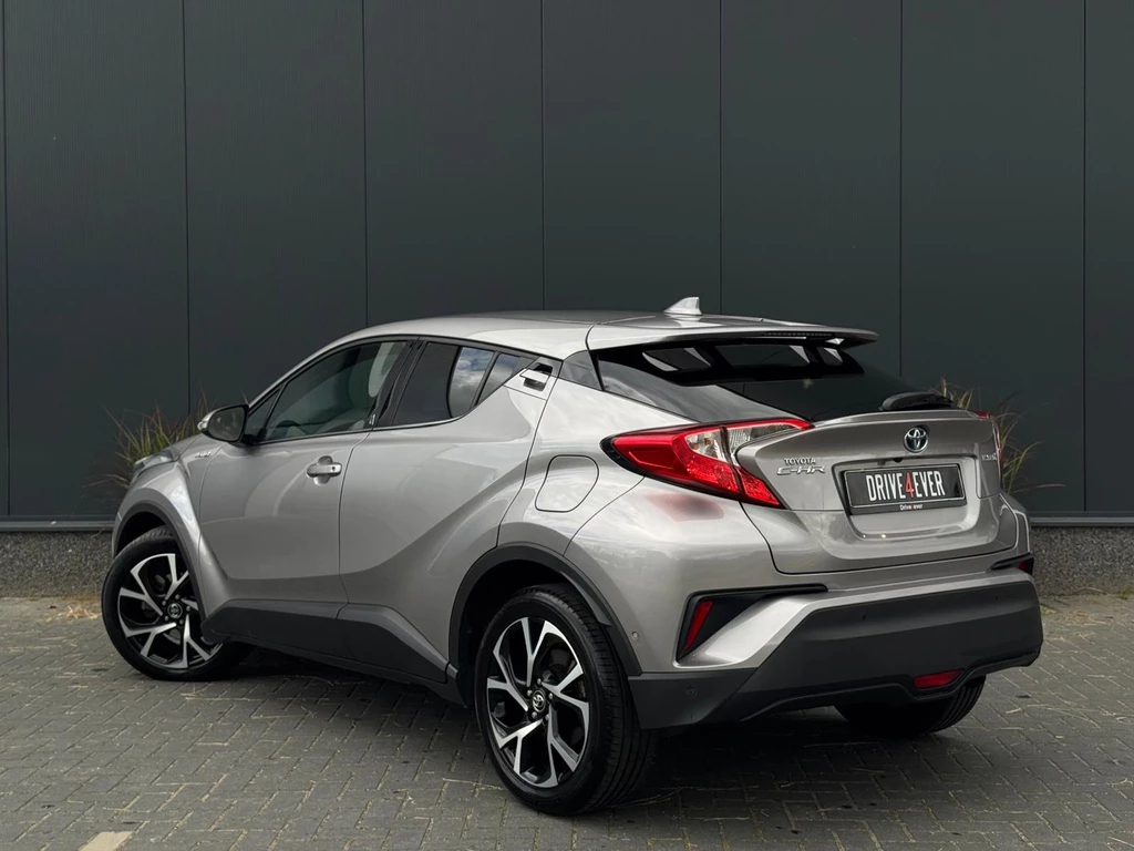 Toyota C-HR – foto 6