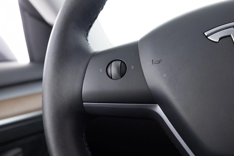 Tesla Model 3 – foto 31