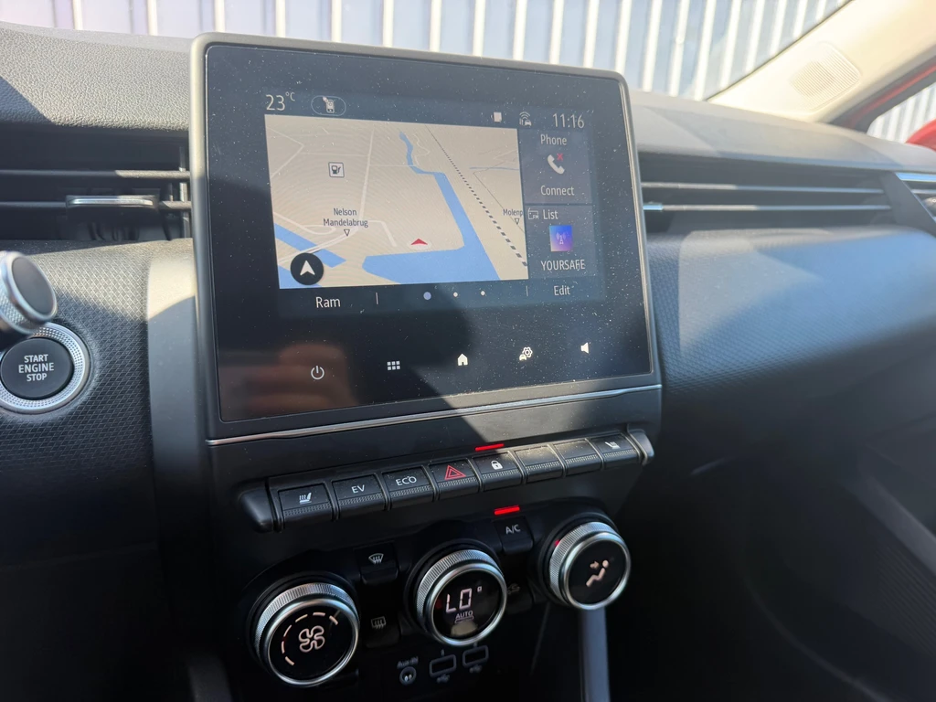 Renault Clio – foto 11