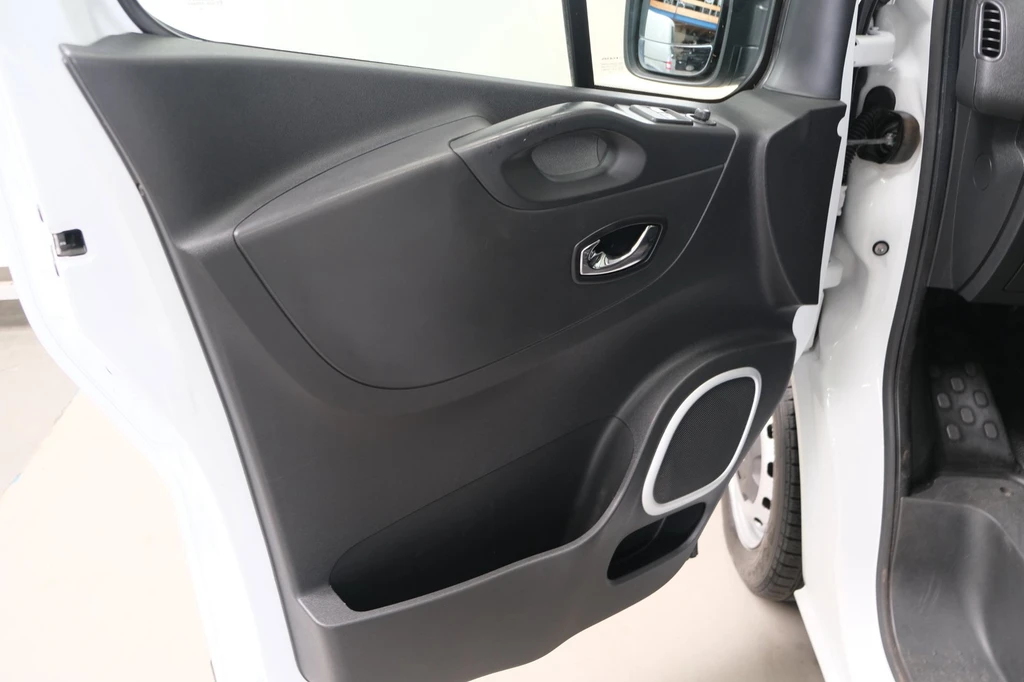 Opel Vivaro – foto 13