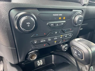 Ford Ranger – thumbnail 25