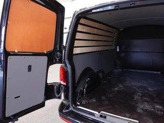 Volkswagen Transporter – thumbnail 41