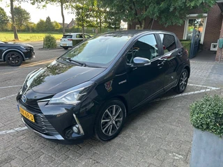 Toyota Yaris – thumbnail 1