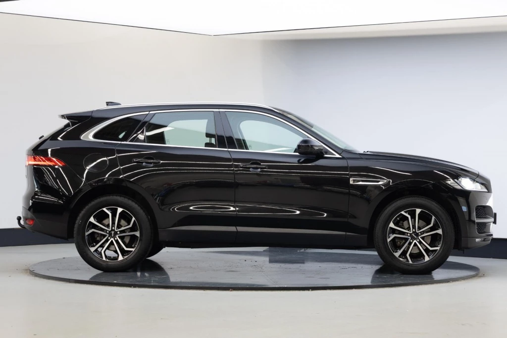 Jaguar F-PACE – foto 6