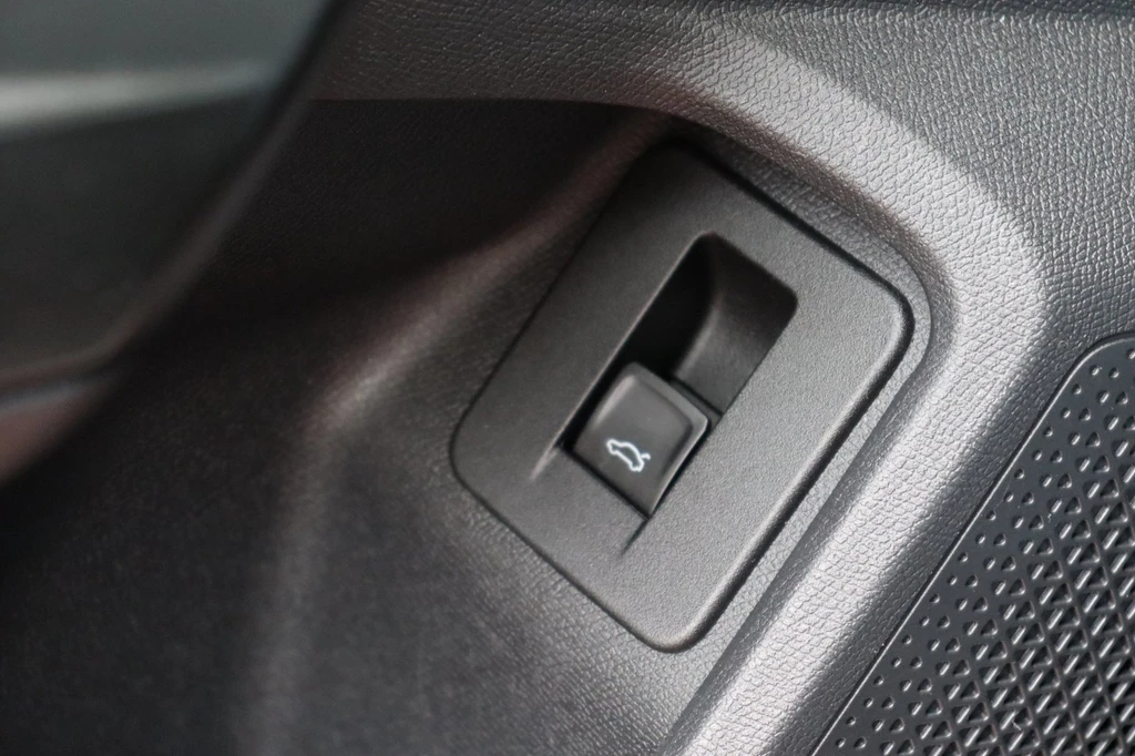 SEAT Leon – foto 32