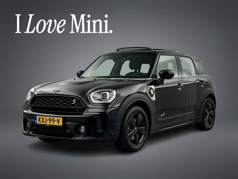 MINI Countryman Cooper SE ALL4 Black Pack/Pano-dak/Yours-Leer/Head-Up Display