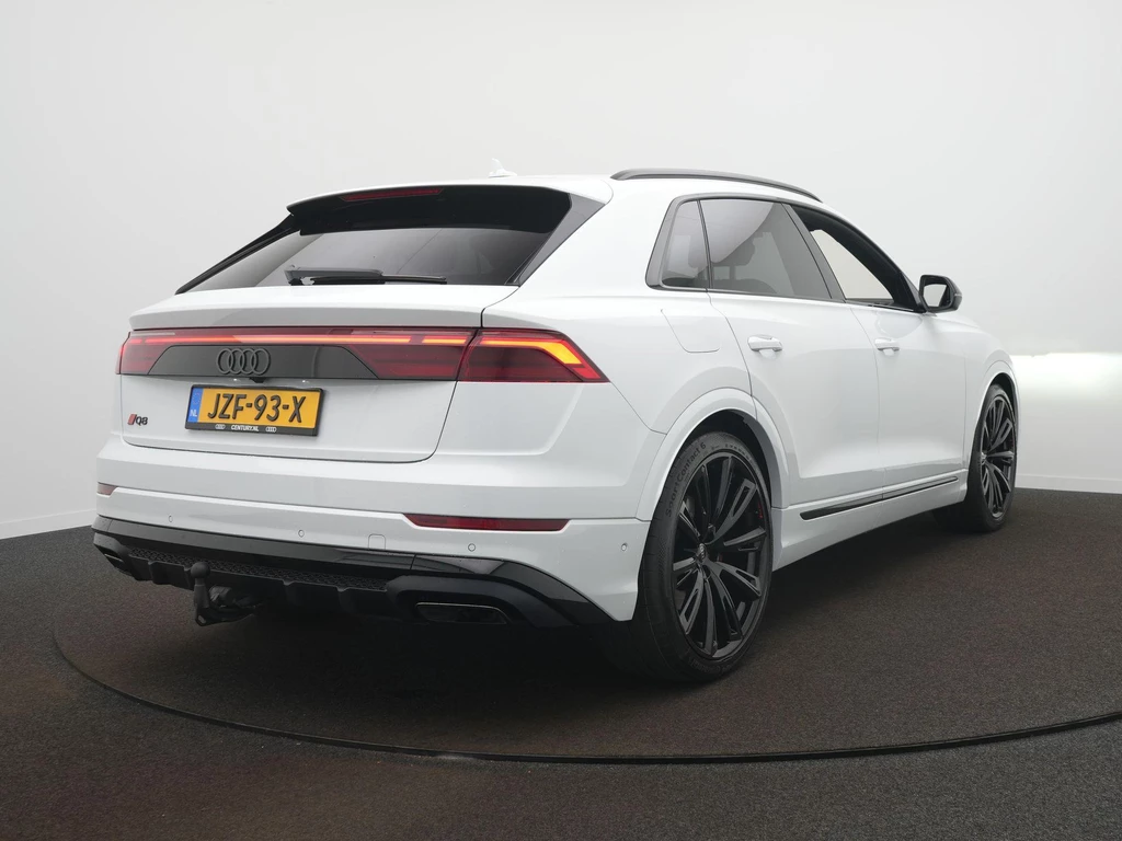 Audi Q8 – foto 6