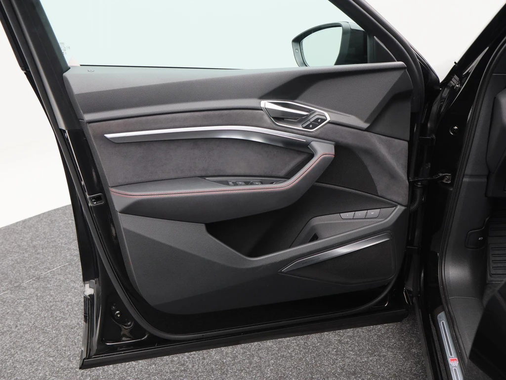 Audi Q8 e-tron – foto 20