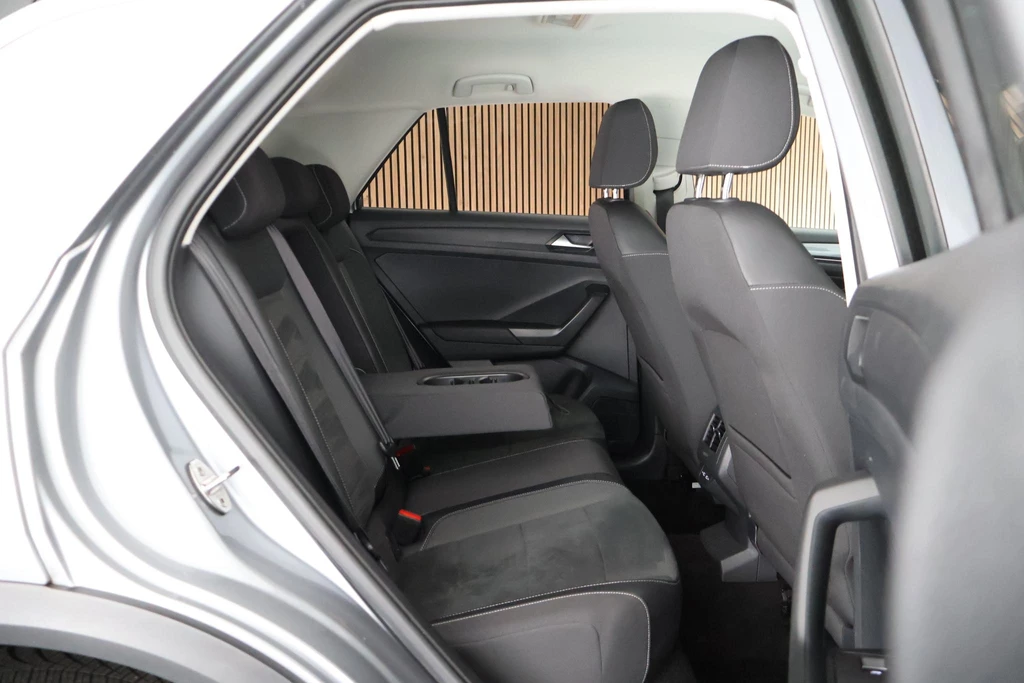 Volkswagen T-Roc – foto 12