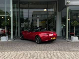 Mazda MX-5 – thumbnail 1
