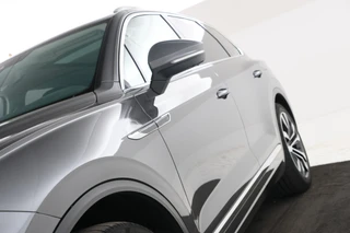 Volkswagen Touareg – thumbnail 2