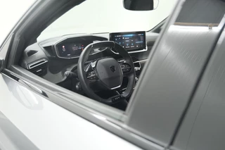 Peugeot 208 – thumbnail 23