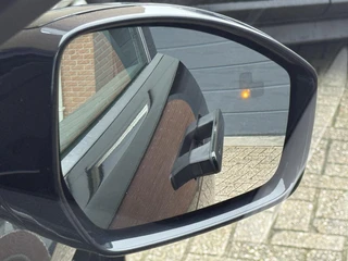 Land Rover Range Rover Evoque – thumbnail 51