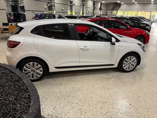 Renault Clio – thumbnail 7