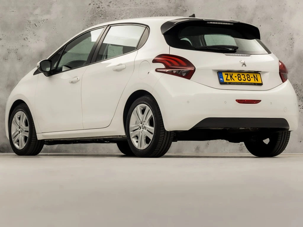 Peugeot 208 – foto 3