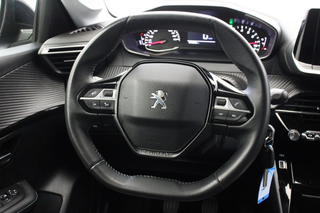 Peugeot 208 – foto 19