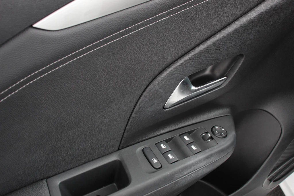 Opel Corsa – foto 14
