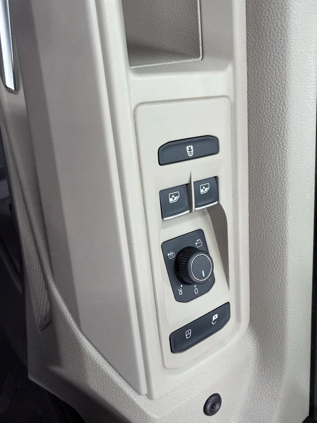 Volkswagen Multivan – foto 20