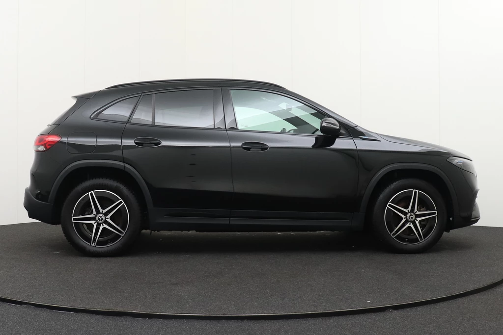 Mercedes-Benz EQA – foto 5