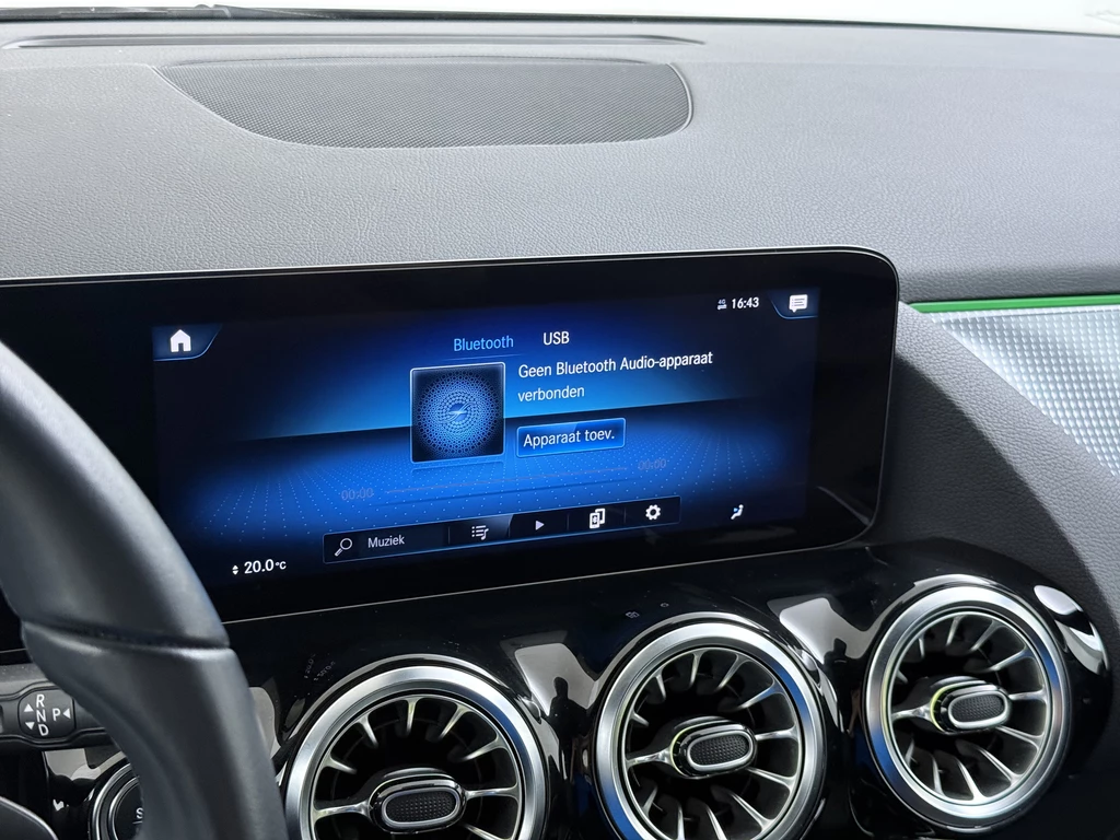 Mercedes-Benz EQA – foto 24