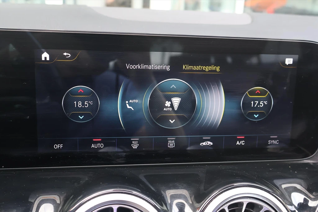 Mercedes-Benz EQA – foto 30