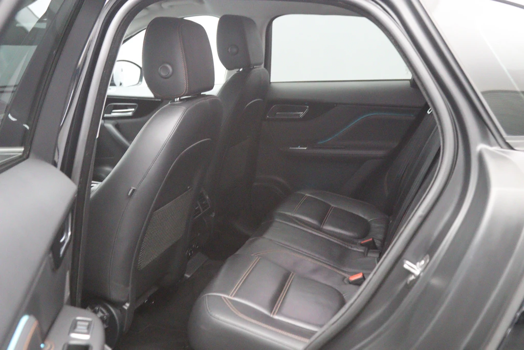 Jaguar F-PACE – foto 20