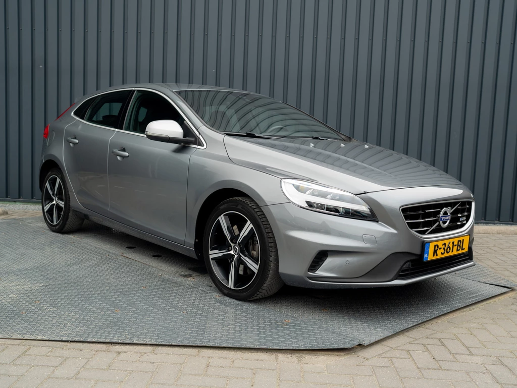 Volvo V40 – foto 17