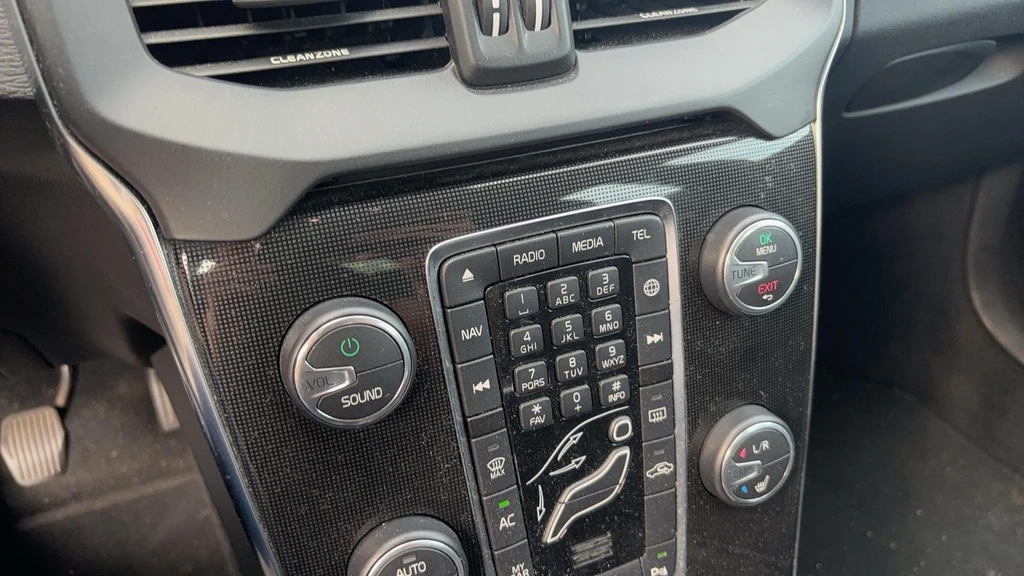 Volvo V40 – foto 11