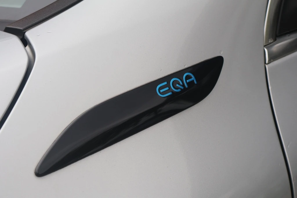 Mercedes-Benz EQA – foto 13
