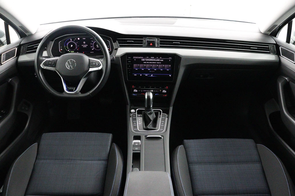 Volkswagen Passat – foto 11
