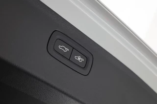 Volvo XC90 – thumbnail 33
