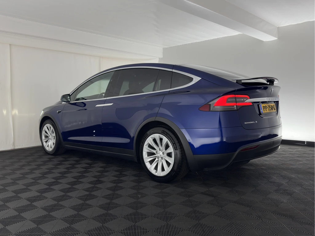Tesla Model X – foto 2